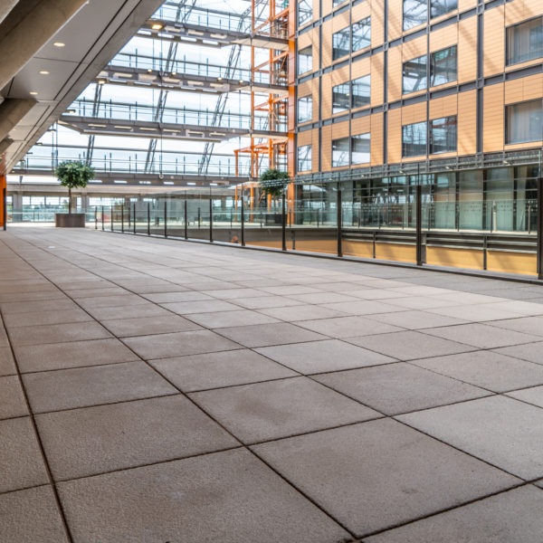 Low carbon concrete paving installed in commercial building UK by Oakdale Greenscaping